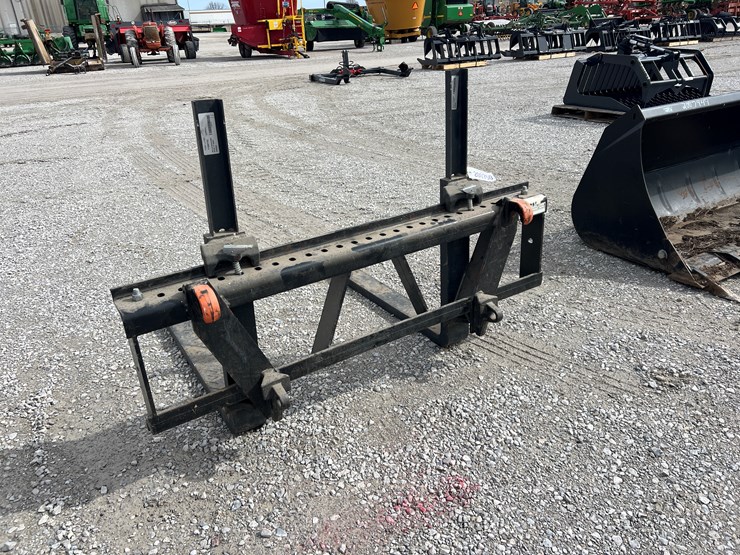 #200750-•-case-ih-pallet-forks-image-3