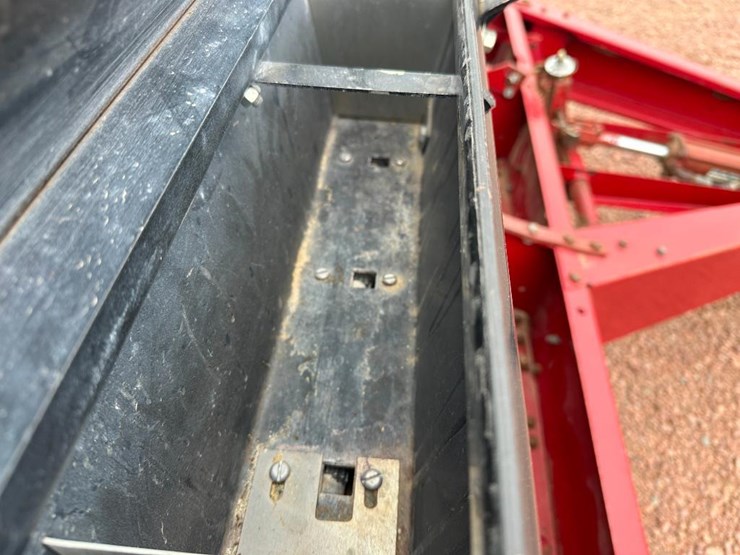 case-ih-5100-image-25