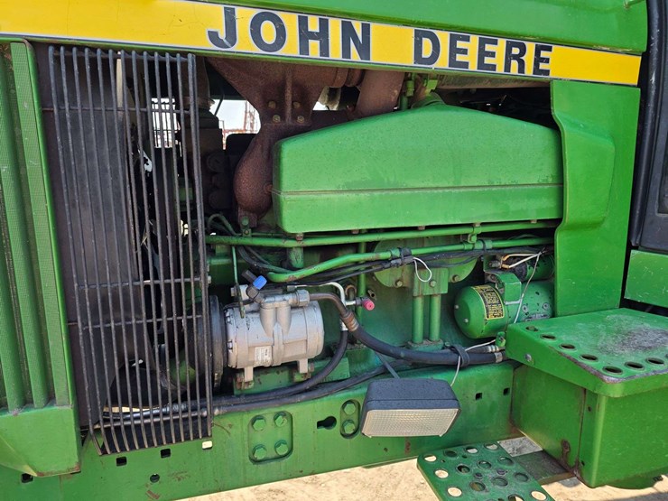 1988-john-deere-4650-image-31