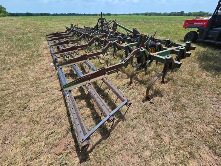 john-deere-a-image-1