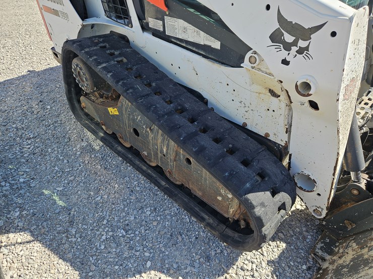 2015-bobcat-t590-image-22