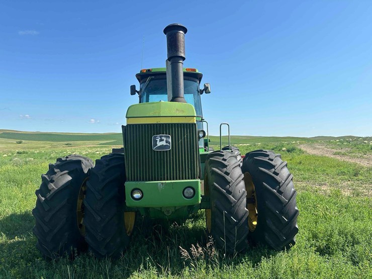 john-deere-8430-image-3