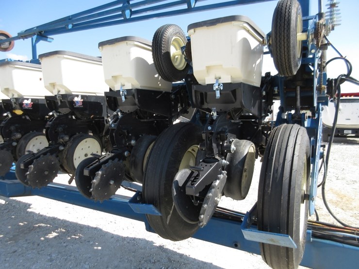 kinze-3600-image-4