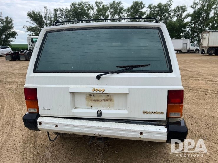 1990-jeep-cherokee-limited-image-34