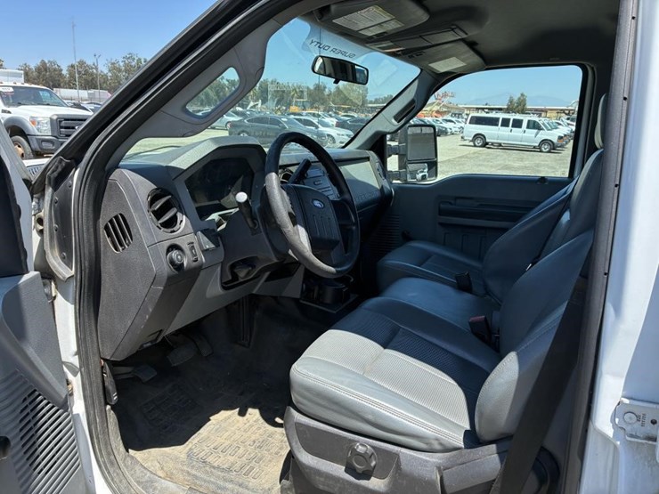 2014-ford-f250-image-11