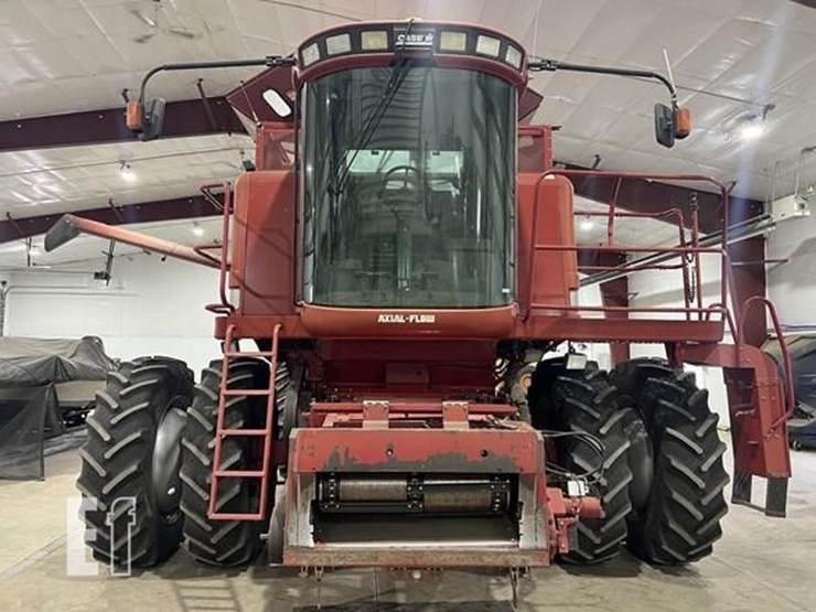 2005-case-ih-2388-image-2
