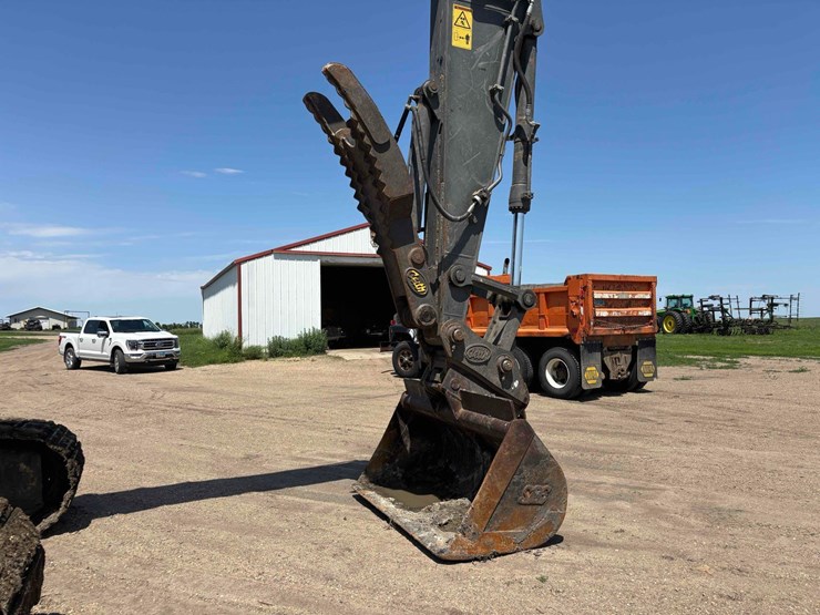 2012-volvo-ec250dl-image-16
