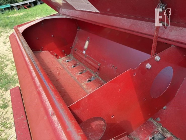 case-ih-5100-image-8
