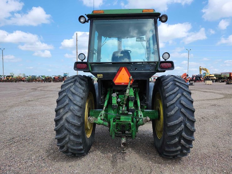 john-deere-4450-image-5