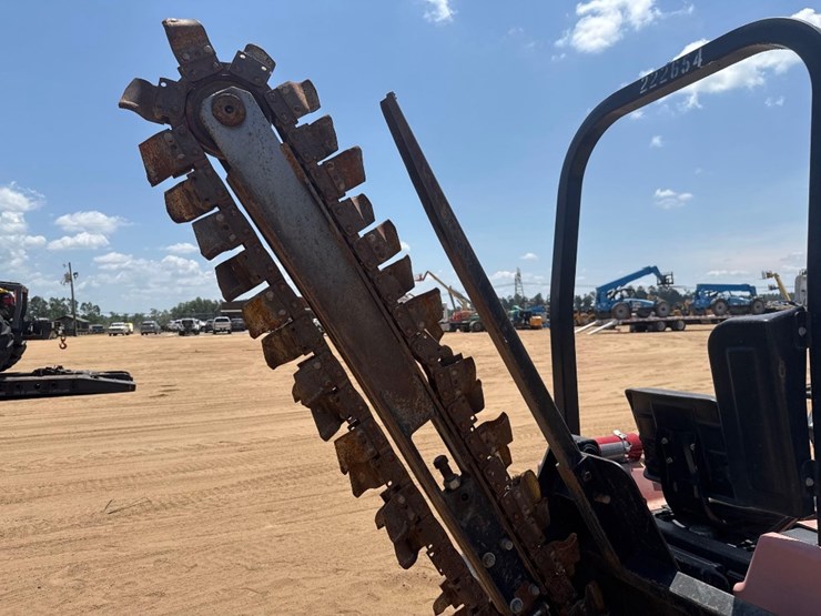 2017-ditch-witch-rt30-image-14