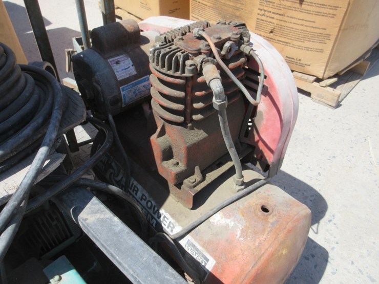 lot-of-misc-items,-image-6