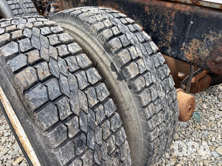 2001-sterling-truck-(dr11851-unit-9459)-image-64