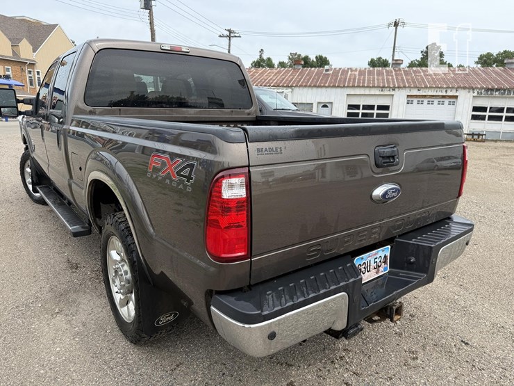 2016-ford-f250-xlt-image-8