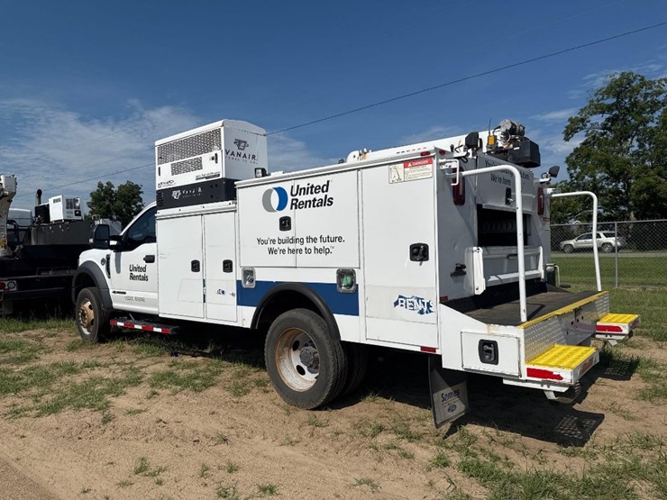 2019-ford-f550-xl-image-8