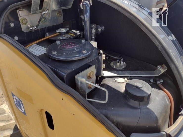 2017-deere-50g-image-42