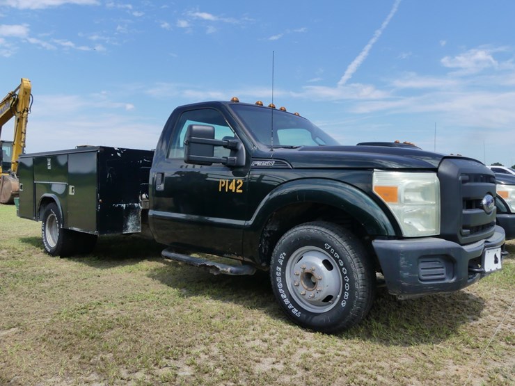 2013-ford-f350-xl-image-1
