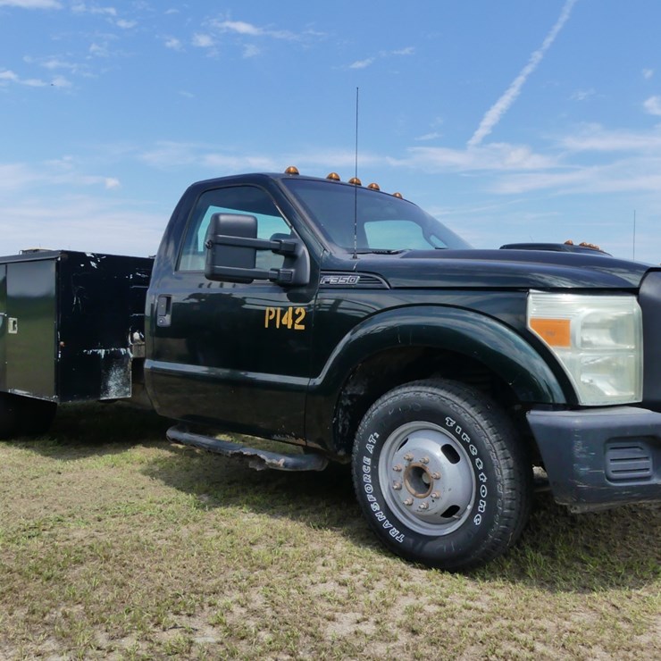 2013 FORD F350 XL