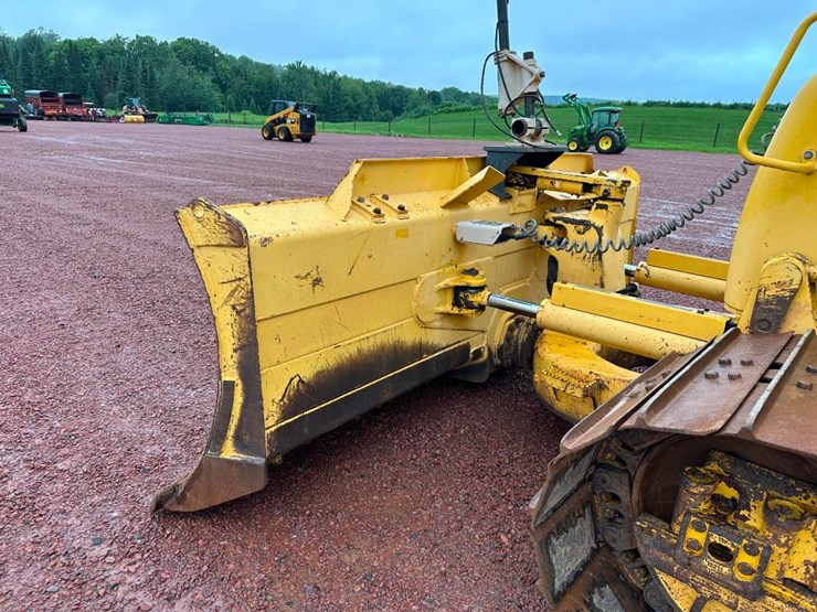 2013-komatsu-d61px-23-image-42