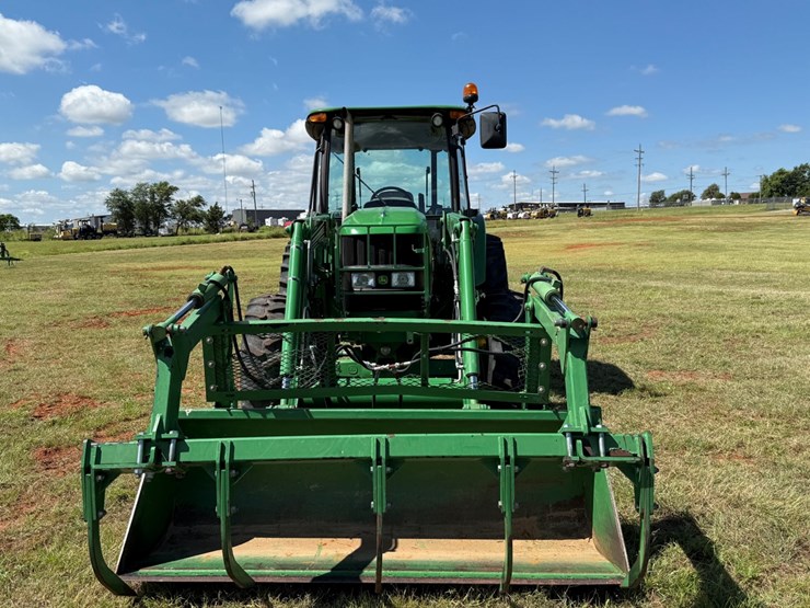 2011-john-deere-6115d-image-9