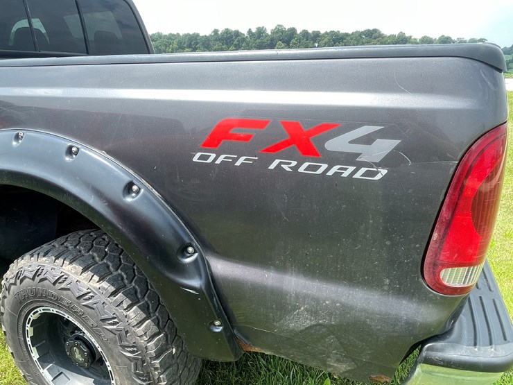 2004-ford-f350-image-13