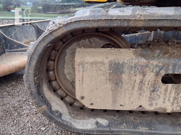 2007-deere-35d-image-35