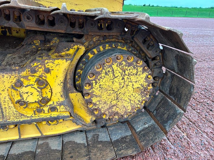 2013-komatsu-d61px-23-image-11