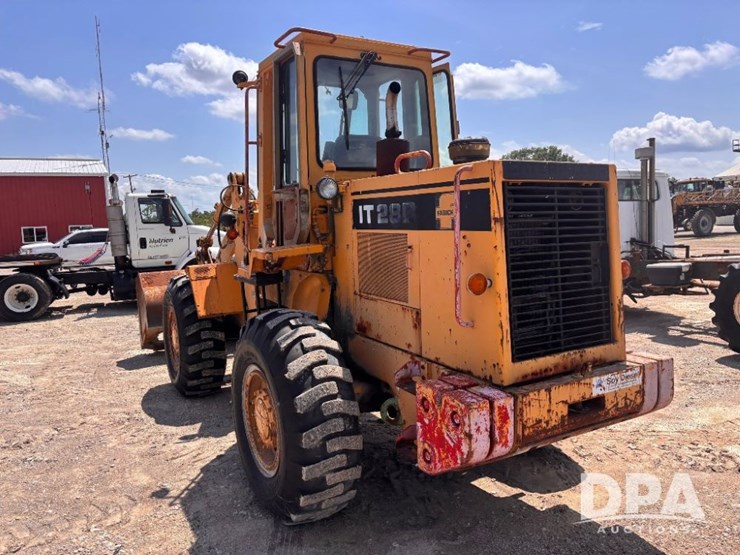 1989-caterpillar-it28b-image-8