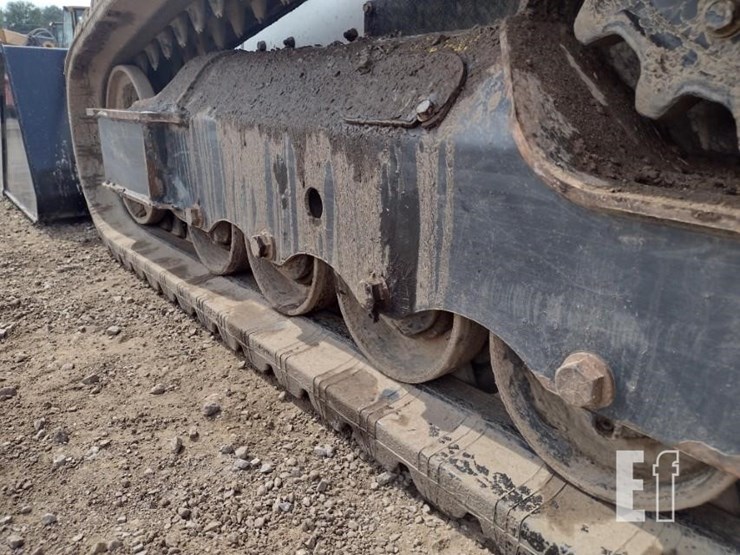 2018-bobcat-t590-image-23