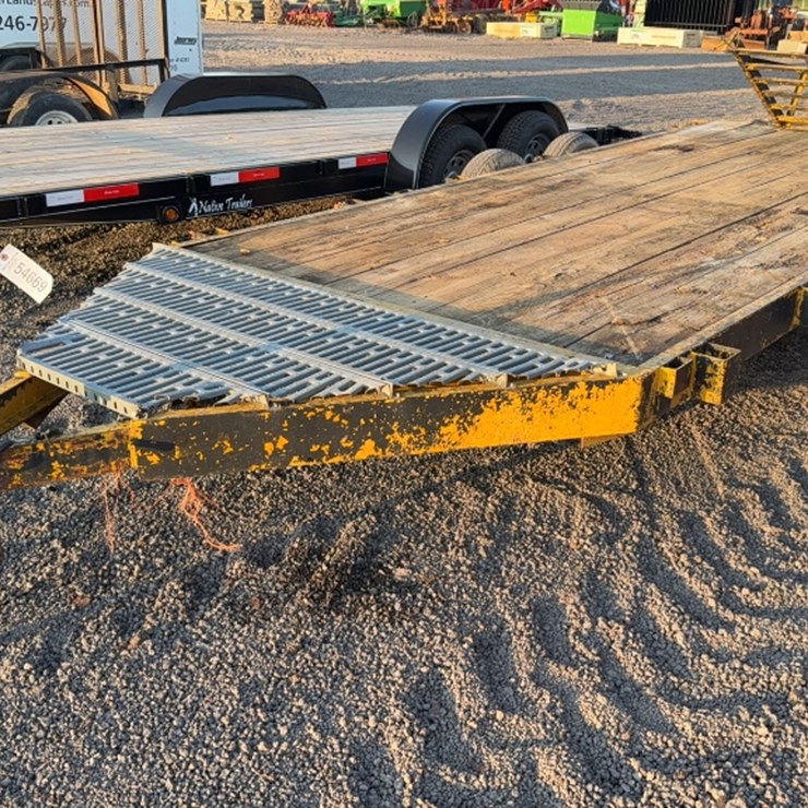 #3076 • 16' BUMPER PULL TRAILER