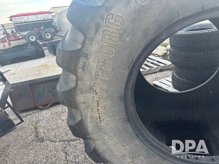 floater-tire-(dr11901)-image-3