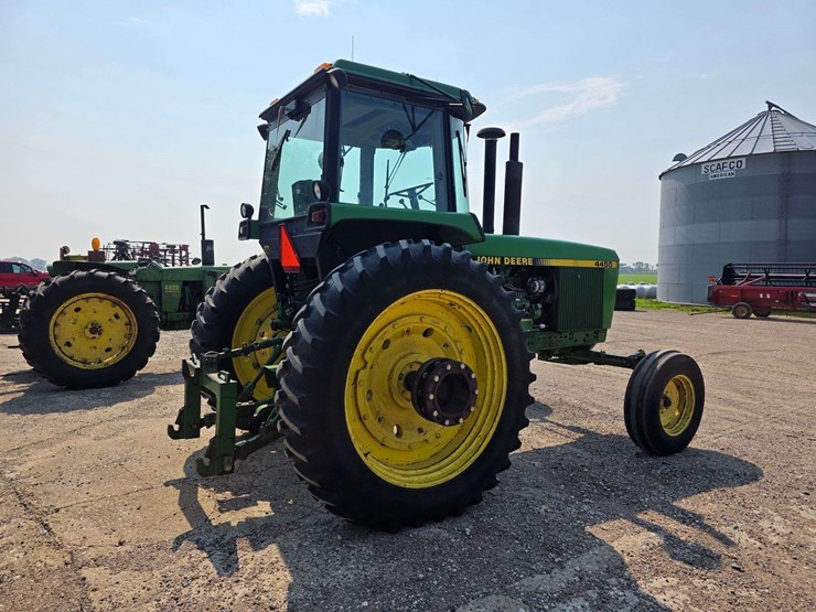 1990-john-deere-4455-image-12