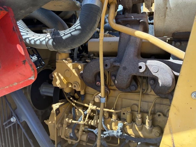 2015-deere-210k-ep-image-18
