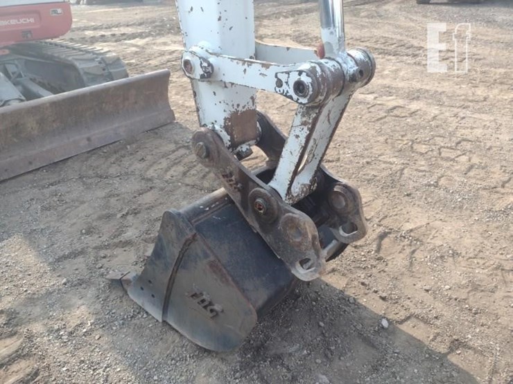 2018-takeuchi-tb260-image-20