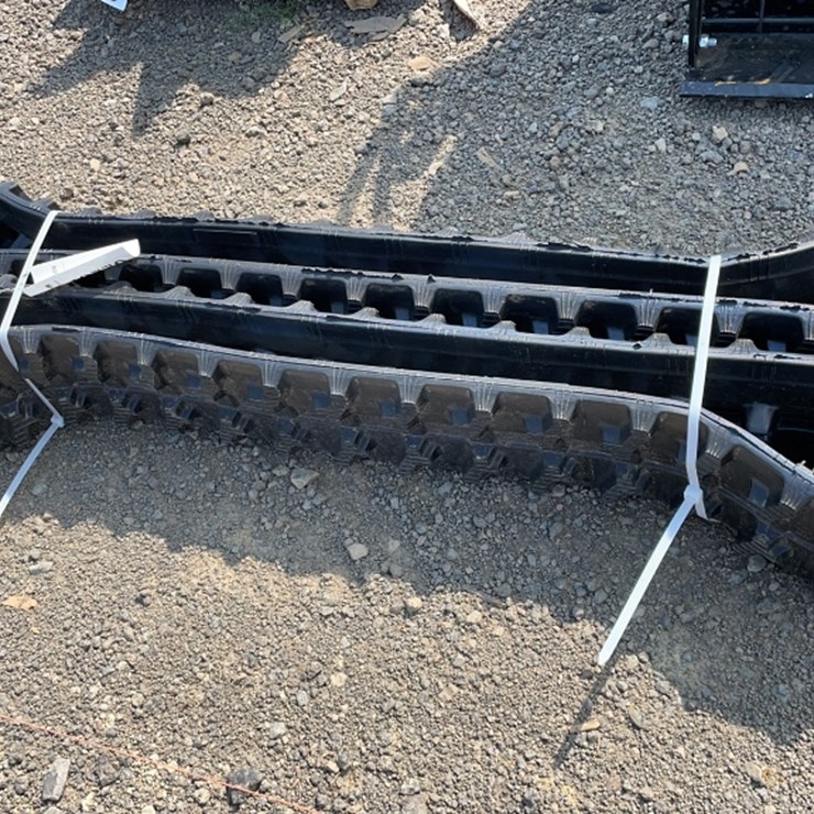 #1048 • SET OF MINI EXCAVATOR RUBBER TRACKS