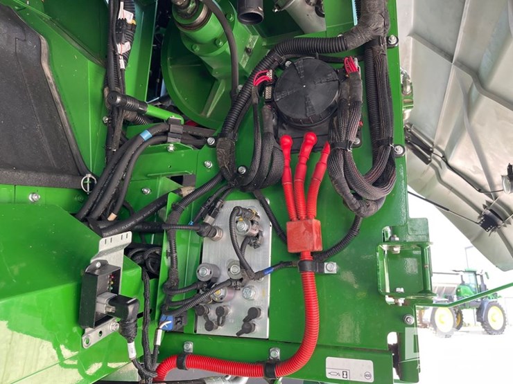 2016-john-deere-s690-image-96
