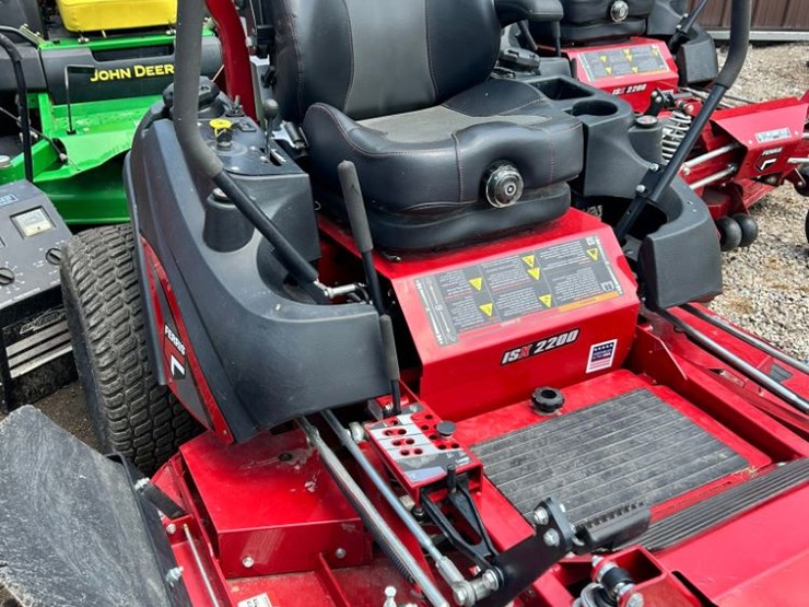 2024-ferris-isx-2200-zero-turn-mower-(pd5140)-image-2