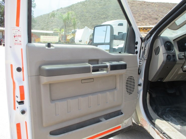2008-ford-f350-xl-image-12