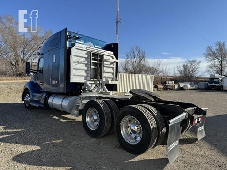 2018-kenworth-t680-image-6