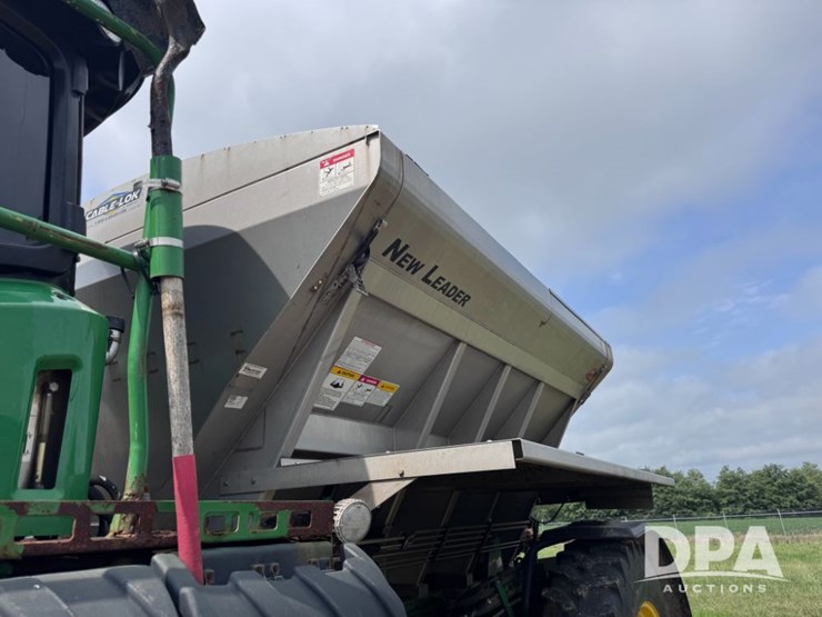 2017-john-deere-r4045-image-13