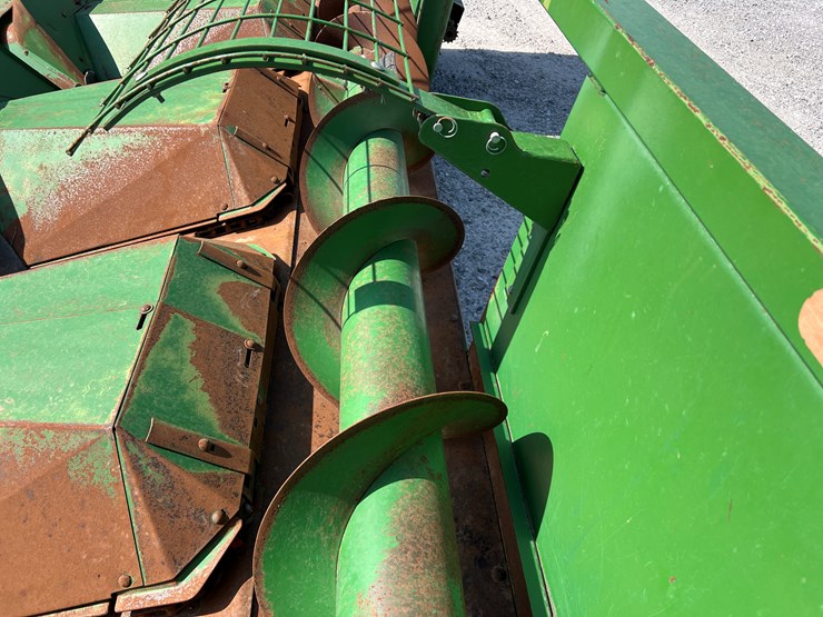 john-deere-444-image-2