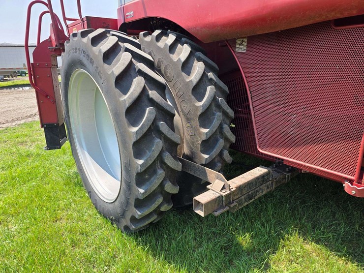 2002-case-ih-2388-image-38