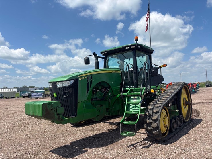 2012-john-deere-8335rt-image-1