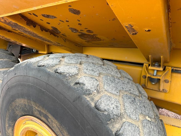 2007-caterpillar-c11-image-11