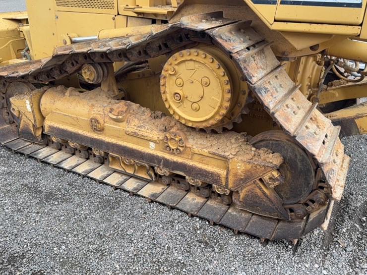 caterpillar-d5m-image-13