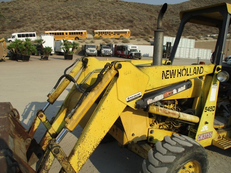 new-holland-545d-image-14
