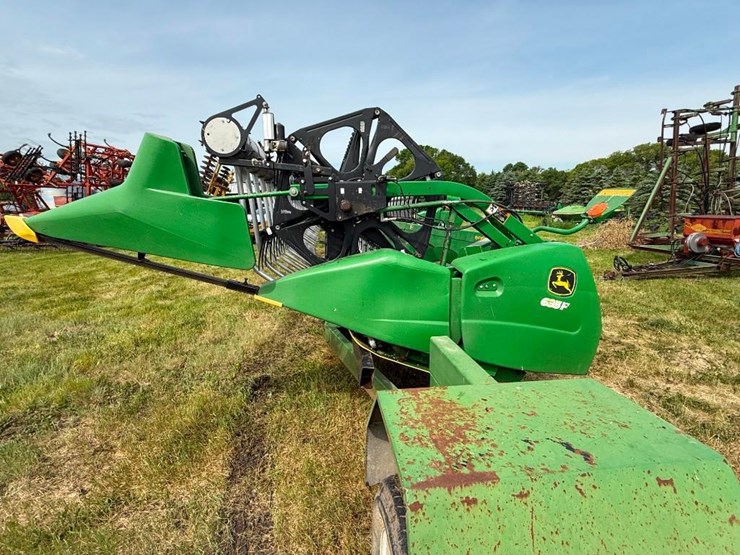 john-deere-635f-image-11