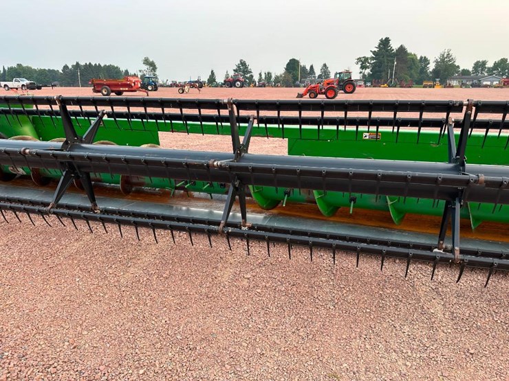 2009-john-deere-635f-image-23
