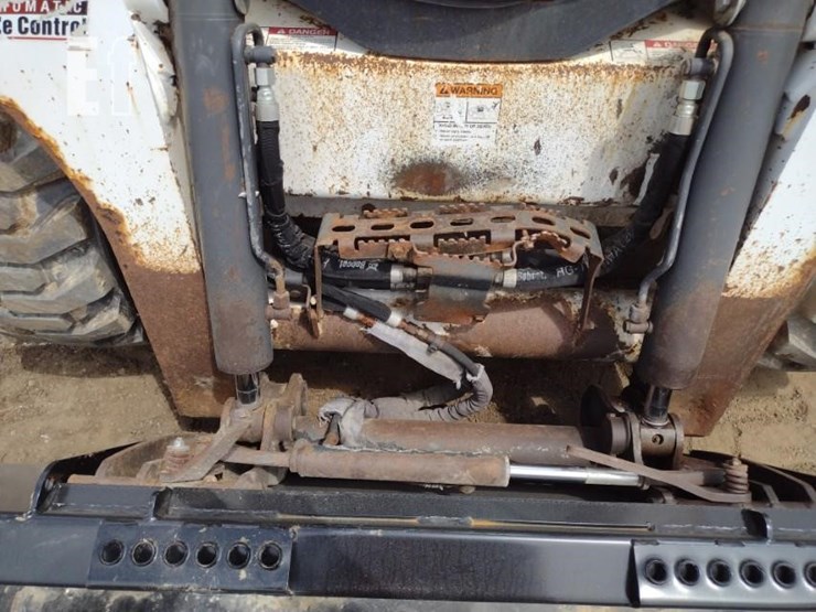 2021-bobcat-s740-image-15