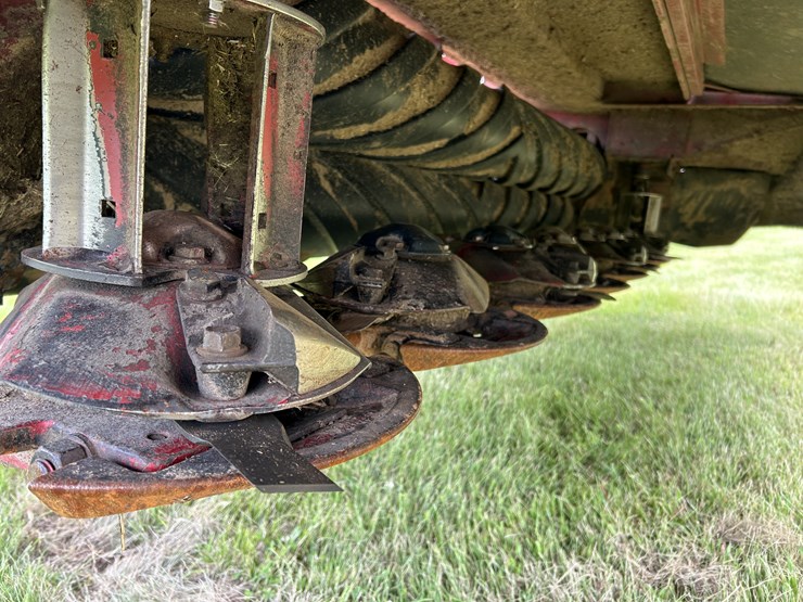 2012-new-holland-h7230-image-27