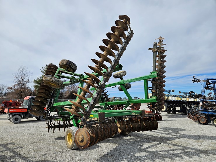2004-john-deere-637-image-8